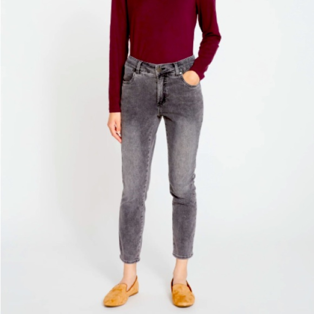 Universal Standards Seine denim, size 24, 27” inseam, distressed black NWT
